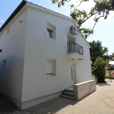 Apartamento Ana I Toni Vodice
