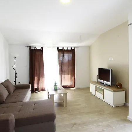 Apartamento Ana I Toni Vodice